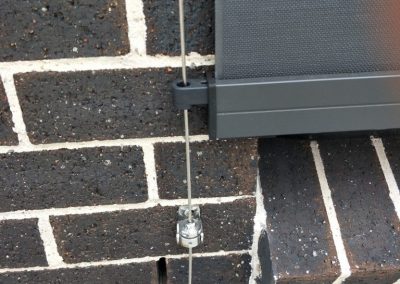 External-Roller-Enclosed-headbox-cassette-veue-Stainless-steel-cables-Motorised-Crank-arm-Sunscreen-canvas-channel-pivot-zipscreen-wire-guide-768x1024